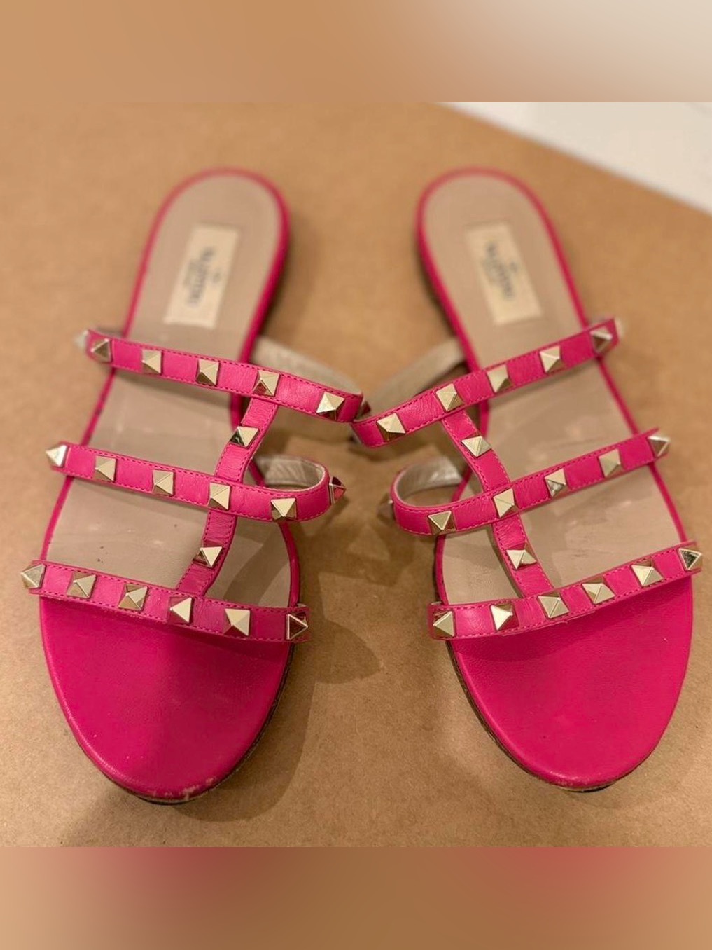 Valentino Garavani Pink Studded Women's Sandals 38.5 Rockstud-Embellished Flat